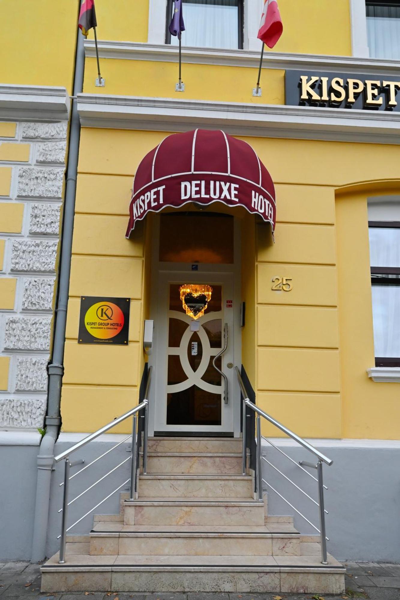 Kispet Deluxe Hotels&Suites Oberhausen  Bagian luar foto