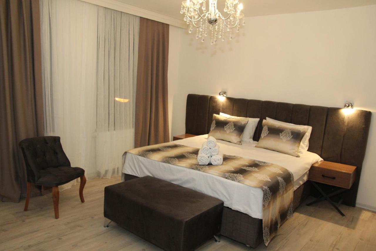 Kispet Deluxe Hotels&Suites Oberhausen  Bagian luar foto