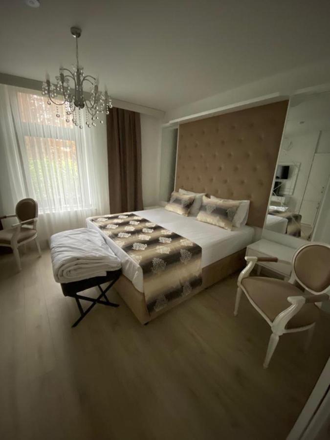 Kispet Deluxe Hotels&Suites Oberhausen  Bagian luar foto